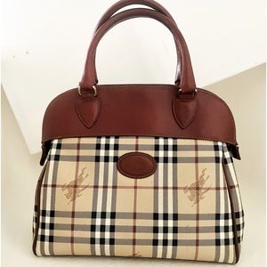 Medium Burberry nova check handbag